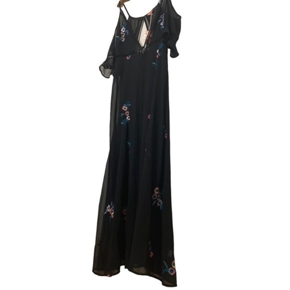 River Island Women’s Black Embroidered Cold Shoulder Swimsuit Coverup Size Small
